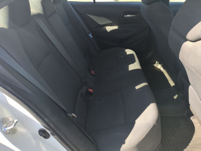 Used 2020 Toyota Corolla LE FWD image 18