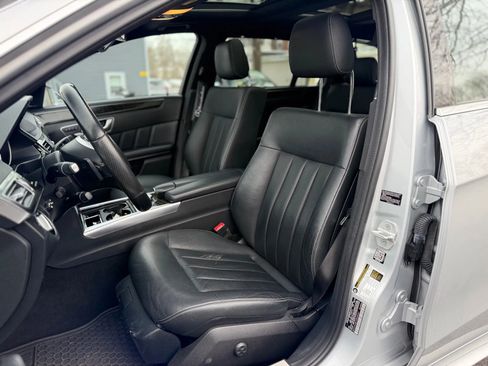 Used 2014 Mercedes-Benz E 350 4MATIC Wagon image 11