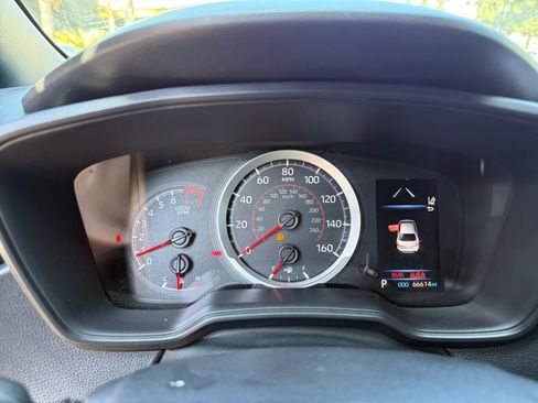 Used 2020 Toyota Corolla SE image 22