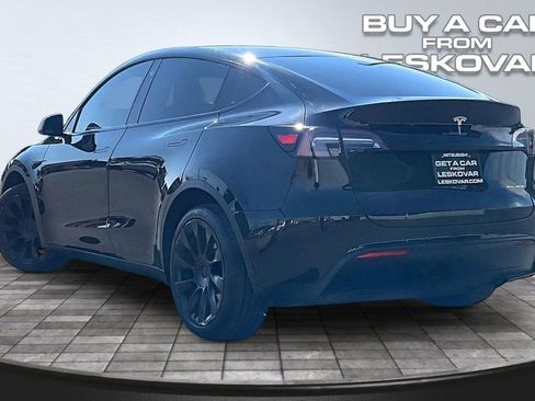 Used 2021 Tesla Model Y Long Range AWD/4WD image 2