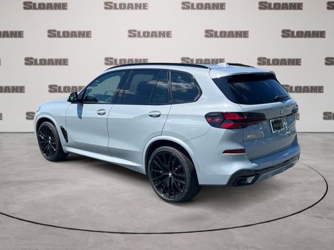 Certified 2024 BMW X5 xDrive40i w/ M Sport Package AWD/4WD image 3