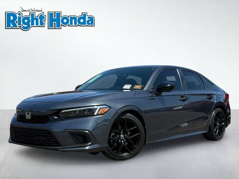 Used 2024 Honda Civic Sport image 2