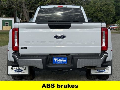 New 2026 Ford F350 XLT w/ FX4 Off-Road Package image 7