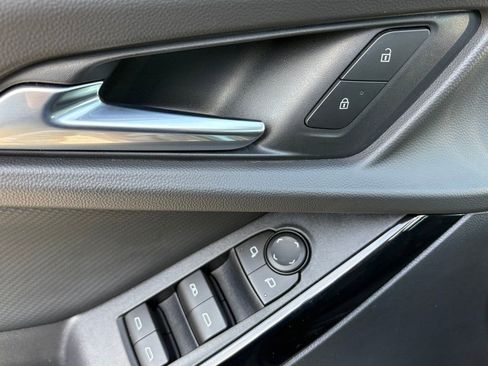 New 2026 Chevrolet Equinox LT image 28