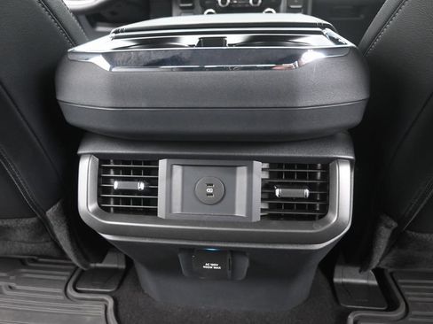 Used 2025 Ford F150 Lariat w/ Equipment Group 501A Mid AWD/4WD image 14