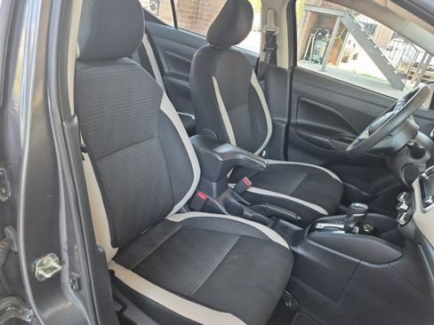 Used 2020 Nissan Versa SV FWD image 18