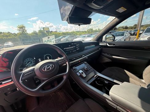 Used 2025 Hyundai Palisade Calligraphy AWD/4WD image 2