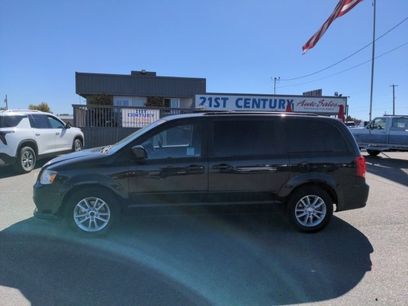 Used 2016 Dodge Grand Caravan SXT w/ Rear Park Assist Package