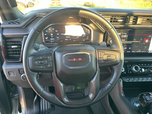 Used 2024 GMC Sierra 1500 AT4 w/ Technology Package AWD/4WD image 13
