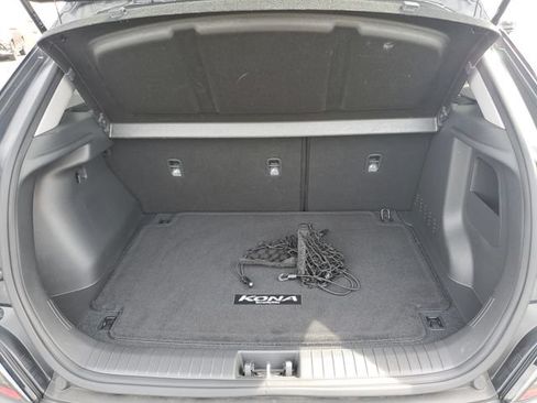 Certified 2023 Hyundai Kona SEL AWD/4WD image 9