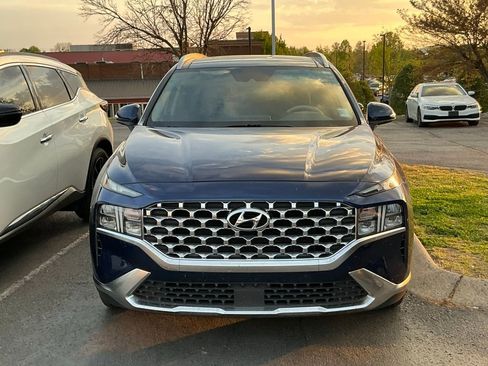 Used 2022 Hyundai Santa Fe SEL w/ Convenience + Premium Package image 2