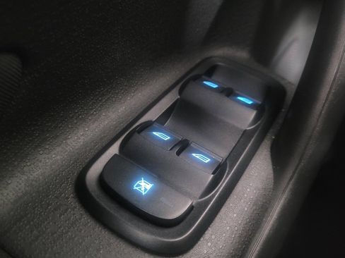 Used 2019 Ford Fiesta SE image 27