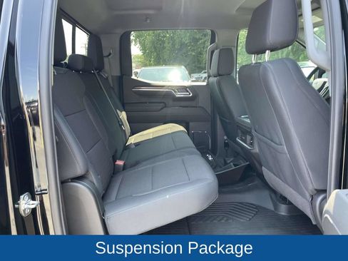 Used 2026 Chevrolet Silverado 1500 LT Trail Boss w/ Convenience Package II AWD/4WD image 16