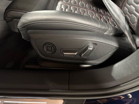 Used 2021 Audi RS 6 AWD/4WD image 15