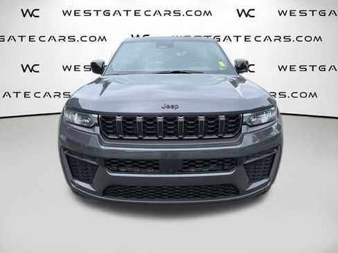 New 2026 Jeep Grand Cherokee Altitude AWD/4WD image 2