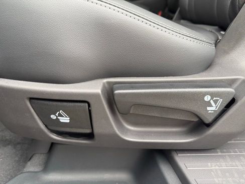 New 2026 Subaru Ascent Limited AWD/4WD image 28