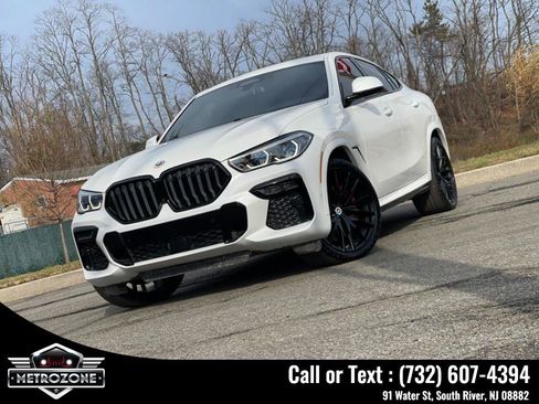 Used 2023 BMW X6 M50i w/ Executive Package image 19