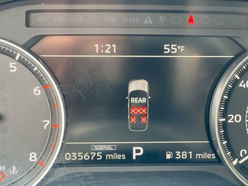 Used 2025 Mitsubishi Outlander AWD image 4
