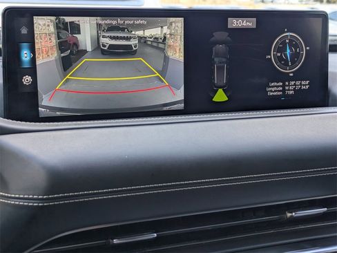 Used 2024 Genesis GV80 2.5T image 17