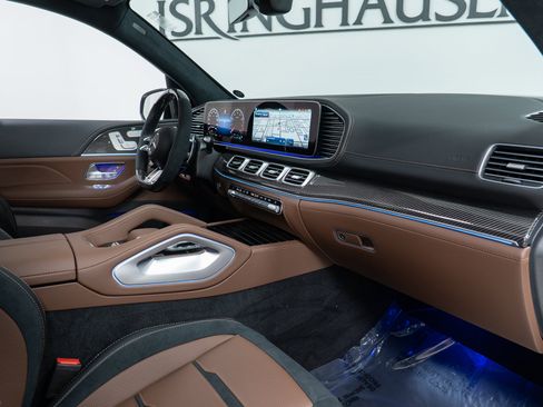 New 2026 Mercedes-Benz GLS 63 AMG 4MATIC image 23