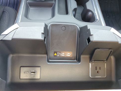 New 2026 GMC Sierra 1500 Elevation w/ Preferred Package image 29