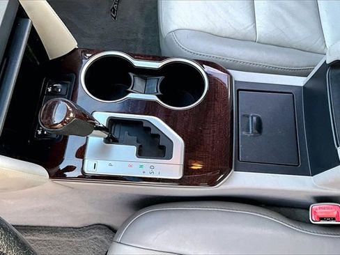 Used 2013 Toyota Camry XLE image 18