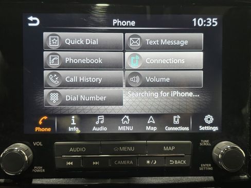 Used 2022 Nissan Frontier PRO-4X image 11