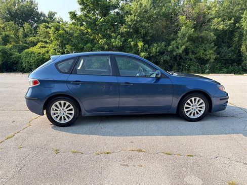 Used 2011 Subaru Impreza 2.5i Premium w/ PWR Moonroof Value Pkg AWD/4WD image 6