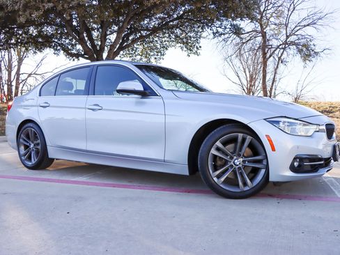 Used 2017 BMW 330i Sedan image 1