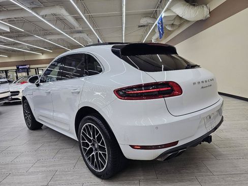 Used 2017 Porsche Macan Turbo AWD/4WD image 8