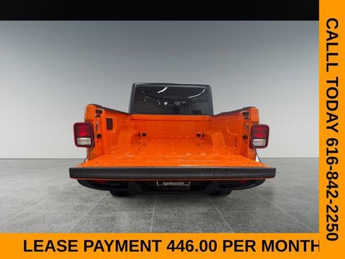 New 2025 Jeep Gladiator Sport image 20