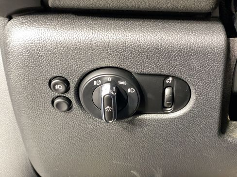 Used 2020 MINI Cooper S w/ Signature Upholstery Package image 16