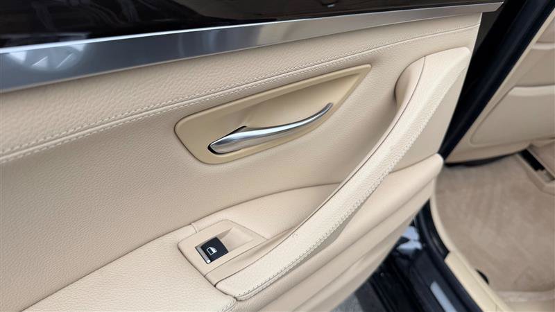 Used 2011 BMW 535i Sedan RWD image 43