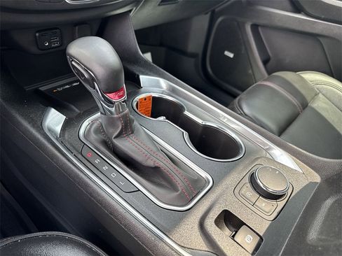 Used 2024 Chevrolet Traverse RS image 20