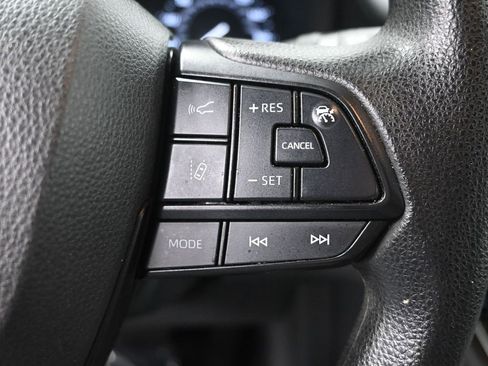 Used 2024 Toyota Sienna LE image 25