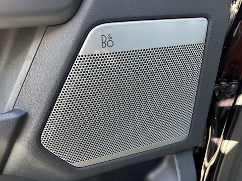 New 2025 Ford F150 XLT w/ Equipment Group 303A High image 18