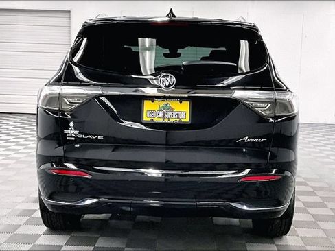 Used 2022 Buick Enclave Avenir w/ Avenir Technology Package AWD/4WD image 5