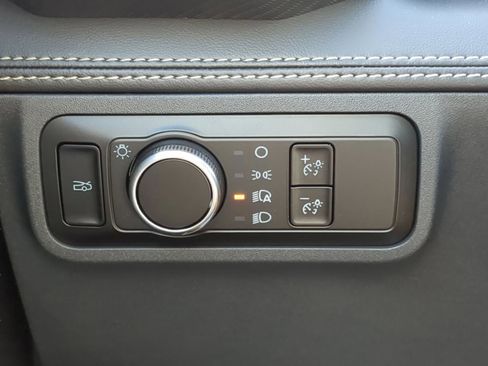 Used 2025 Ford Mustang GT Premium image 55