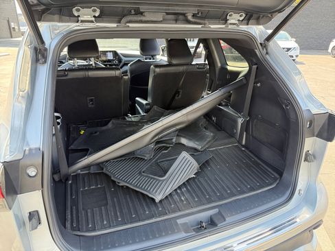 Used 2022 Toyota Highlander XSE image 21