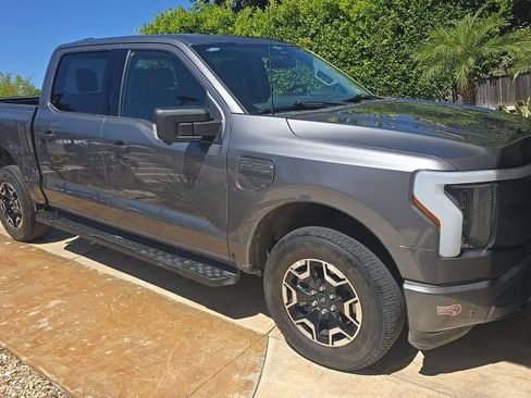 Used 2023 Ford F150 Lightning XLT AWD/4WD image 4
