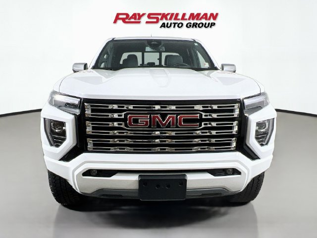 Used 2025 GMC Canyon Denali AWD/4WD image 2