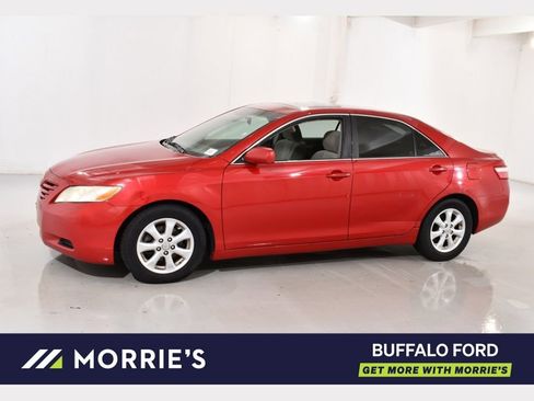 Used 2007 Toyota Camry SE FWD image 1