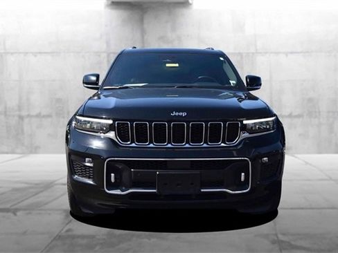 Used 2021 Jeep Grand Cherokee L Overland w/ Luxury Tech Group IV image 4