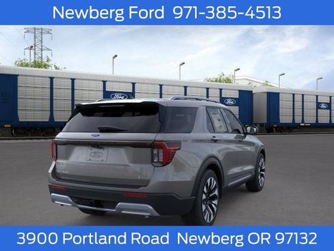 New 2026 Ford Explorer Platinum w/ LUX Leather Package AWD/4WD image 8