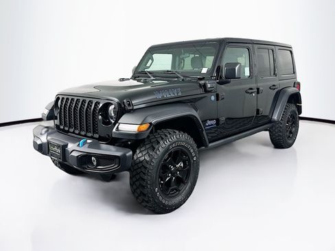 Used 2023 Jeep Wrangler Unlimited w/ Convenience Group AWD/4WD image 3