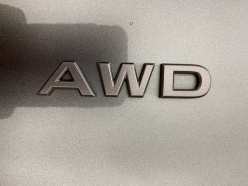 Used 2025 Nissan Rogue SV AWD/4WD image 38