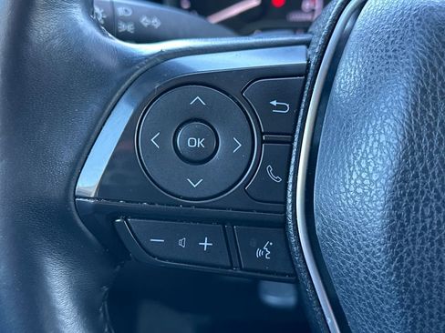 Used 2018 Toyota Camry L image 20