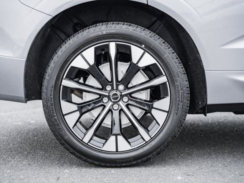 New 2026 Volvo XC60 B5 Ultra w/ Protection Package Premier image 17