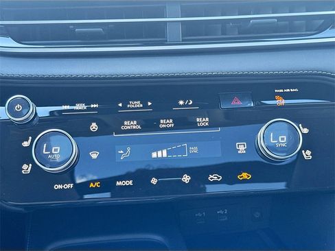 Used 2026 INFINITI QX60 Luxe w/ Cargo Package image 17