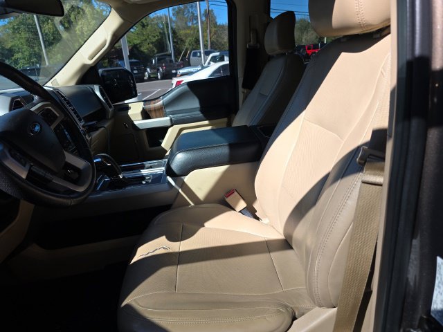 Used 2015 Ford F150 Lariat w/ Equipment Group 502A Luxury AWD/4WD image 3